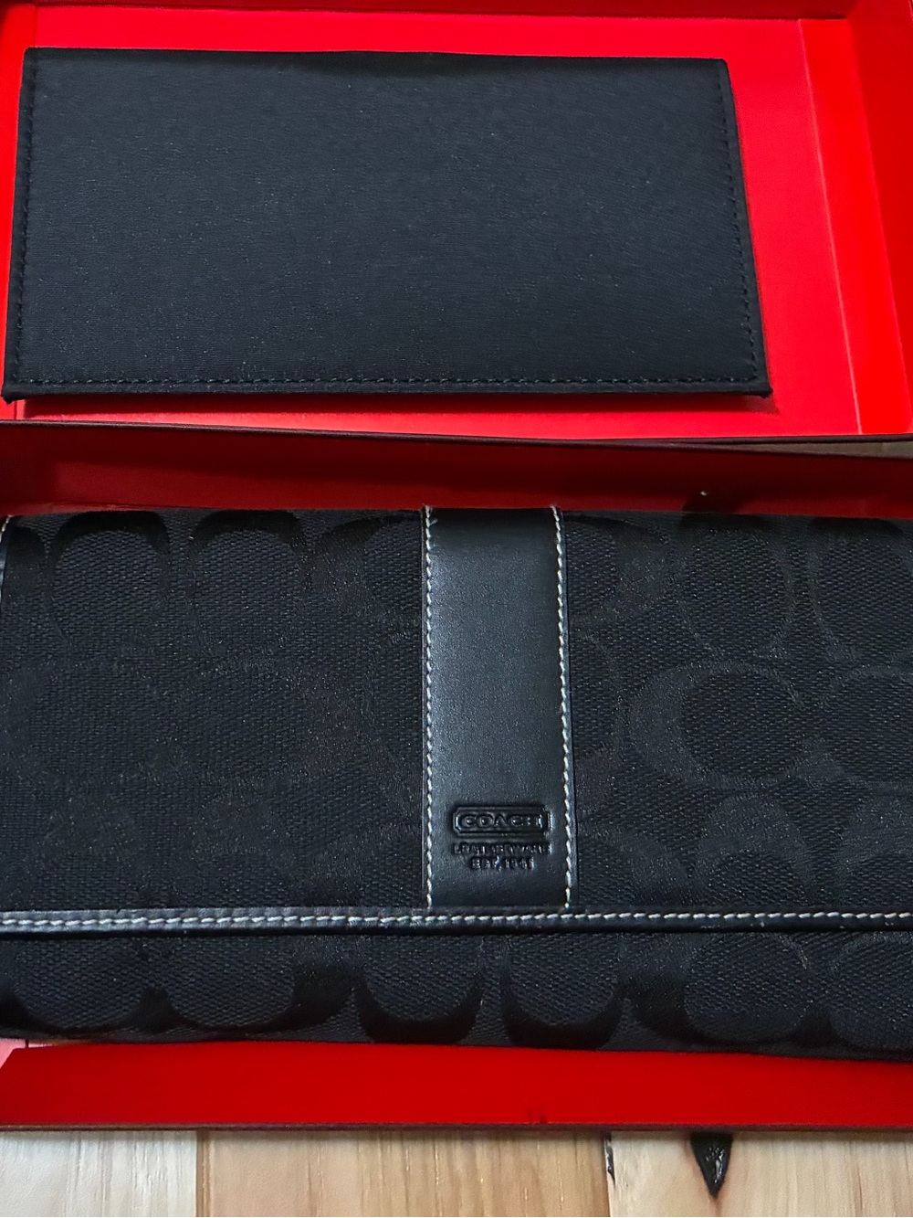 Coach womens Black Signature Continental Wallet with Leather Trim